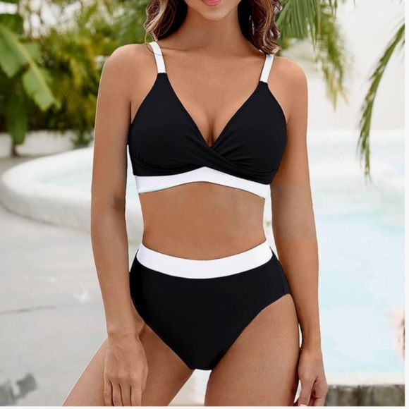 Other - Black and White Women's Bikini Set XXL